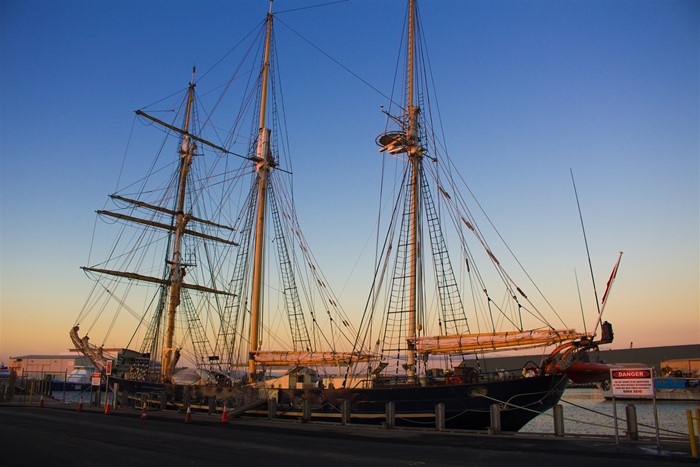 Image Gallery - STS Leeuwin II